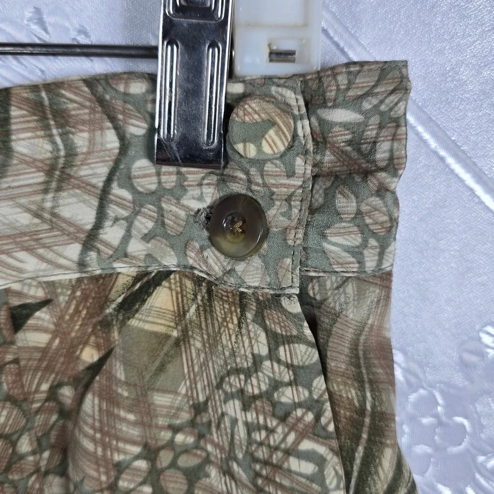 VTG Austin Reed 100% Silk Midi Skirt Green Tan Abstract Pleated Pockets Size 12 - Picture 3 of 7